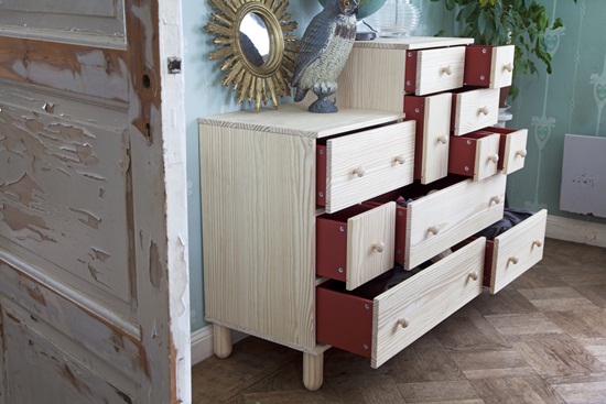 繼5月份《漂亮家居─裝修學習誌》中，一系列木作櫃和